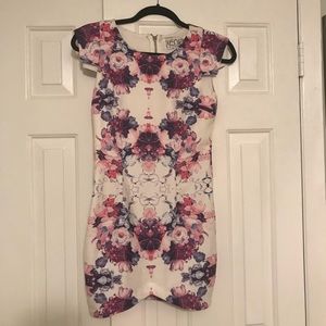 Xenia mini dress still for sale !